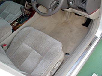 �N���[�j���O��